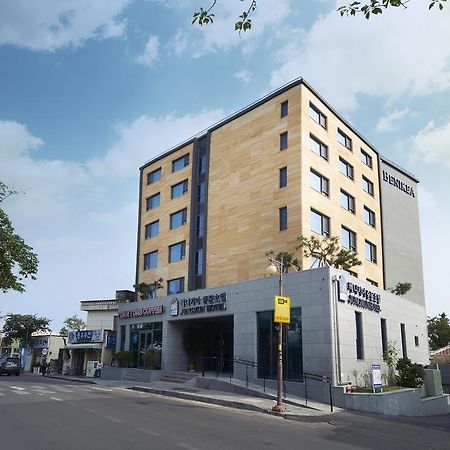 Benikea Jungmun Hotel Seogwipo Exterior foto